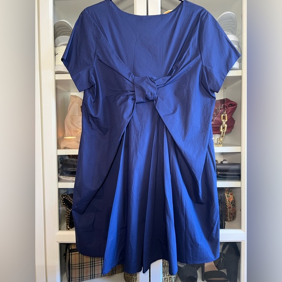 Vineyard Vines Dresses & Skirts - NWT Navy (Deep Bay) Vineyard Vines Bow Back Mini Dress